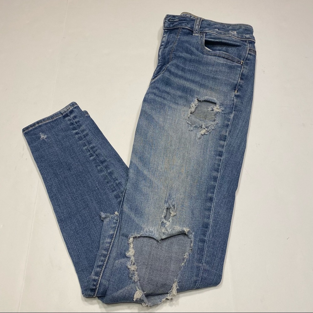 American Eagle Outfitters Super Stretch Hi-Rise Jegging Distressed